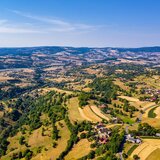  Κατατέθηκε στη Βουλή η τροπολογία ΥΠΕΝ για τη δόμηση σε οικισμούς με λιγότερους από 2.000 κατοίκους 