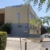 "Τρέχουν νερά από την ταράτσα του 3ου Γυμνασίου, θα ενδιαφερθεί κανείς;"