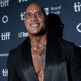 "Lizard Music": Ο "The Rock" γίνεται "Chicken Man" στη νέα του ταινία 