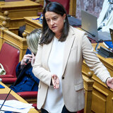 Ψηφίζεται σήμερα το νέο εργασιακό νομοσχέδιο - Το 13ωρο και όλα όσα αλλάζουν για εργαζόμενους και επιχειρήσεις