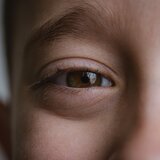 Ηράκλειο: ωμή βία, χλεύη και τρόμο βίωσε 14χρονος στο κέντρο της πόλης το Σαββατόβραδο 