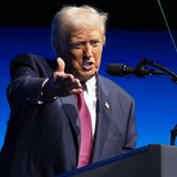 Ο Ντόναλντ Τραμπ κήρυξε πόλεμο... στη φέτα