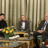 Ζελένσκι: Ευχαριστούμε τον ελληνικό λαό για την αλληλεγγύη - Τασούλας: Ακλόνητη η στήριξή μας