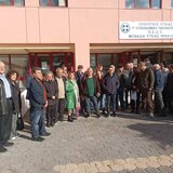 Νέα παράσταση διαμαρτυρίας στη ΔΥΠΕ για τα "εντέλλεσθε" σε γιατρούς και νοσηλευτές