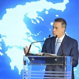 Παρουσιάστηκαν επίσημα οι συμφωνίες για τις έρευνες υδρογονανθράκων σε Κρήτη και Πελοπόννησο