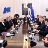 Μπήκαν οι υπογραφές της Ελλάδας με τη Chevron για υδρογονάθρακες σε Κρήτη και Πελοπόννησο