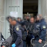 Διακοπή στη δίκη του Άγγελου: "Δεν με ρώτησε για το παιδί της, αλλά για το εάν ... έφαγαν τα σκυλιά"