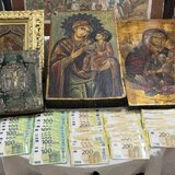 Γιώργος Τσαγκαράκης: Κατασχέθηκαν 321 έργα τέχνης, αρχαία αντικείμενα, Ευαγγέλιο και πάνω από 220 χιλιάδες ευρώ (φωτογραφίες)