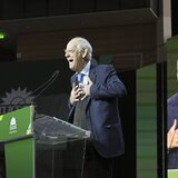 Το συγκινητικό «αντίο» του Απόστολου Κακλαμάνη: «Τόπο στα νιάτα»