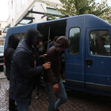 Κύκλωμα με αλλοδαπούς: στη φυλακή υπάλληλος του ΚΕΠ, ελεύθεροι με όρους συνάδελφοι του και «εικονικοί εργοδότες»