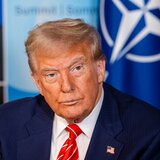 Ο πόλεμος του γύρισε μπούμερανγκ: Η δημοτικότητα του Τραμπ υποχώρησε