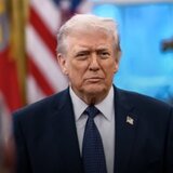 Ο Τραμπ αποκάλυψε ποιο ήταν το «μυστηριώδες δώρο» του Ιράν