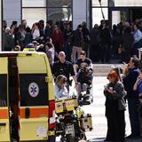 89χρονος με καραμπίνα «έσπειρε» τον τρόμο στην Αθήνα: Πέντε τραυματίες από τη διπλή επίθεση σε ΕΦΚΑ και Εφετείο