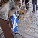 Τουρκία: Συνελήφθησαν δύο Έλληνες - Σήκωσαν ελληνική σημαία που έγραφε "Ορθοδοξία ή Θάνατος" μέσα στην Αγία Σοφία