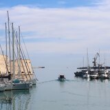 Ενετικό Λιμάνι: "Εκβιαστικά πρόστιμα και αδιαφορία για τη χωροδιάταξη"