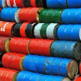 Μέση Ανατολή: "Βουτιά" στις τιμές πετρελαίου μετά την ανακοίνωση για κατάπαυση πυρός