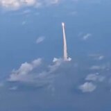  Η ιστορική εκτόξευση του Artemis II που είδαν από το… παράθυρο του αεροπλάνου