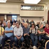 Σε ξεσηκωμό οι κάτοικοι των Μαλάδων για τη δομή μεταναστών - Παρέμβαση στο Περιφερειακό Συμβούλιο - Βίντεο