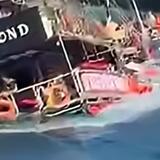 Βυθίστηκε τουρκικό σκάφος με 148 επιβάτες - Πήδηξαν στη θάλασσα για να σωθούν