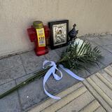 "Θα σε ντύσουμε γαμπρό με το πιο όμορφο κοστούμι" - Λευκά τριαντάφυλλα στο σημείο εκτέλεσης του 21χρονου