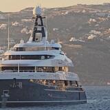Με superyacht 75 μέτρων στη Μύκονο ο Μάικλ Τζόρνταν