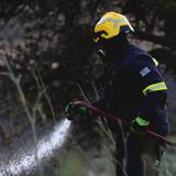Τρίτη νύχτα αγωνίας στο νότιο Ρέθυμνο: Εφιάλτης οι συνεχείς αναζωπυρώσεις και οι θυελλώδεις άνεμοι