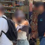 Ηράκλειο: Aπολογείται η 22χρονη Ισπανίδα με τη βαλίτσα των 20 κιλών χασίς - Στο πλευρό της η μητέρα της