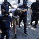 Στα δικαστήρια οι τρεις συλληφθέντες για τη δολοφονική επίθεση στο σπίτι της Νέστορα