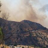 Φωτιά στο νότιο Ρέθυμνο: Εκκένωση 17 εγκλωβισμένων από θαλάσσης - Δεν μπορούν να επιχειρήσουν ούτε τα εναέρια μέσα από Αθήνα