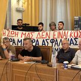 Βασίλης Χαρμανδάρης: «Να κάνουμε μόνοι μας το πεζοδρόμιο - Προέχει η ασφάλεια εργαζομένων και φοιτητών»