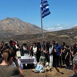 Ρίγη συγκίνησης στην Κρύα Βρύση: Τίμησαν τους δύο πυροσβέστες που χάθηκαν στο καθήκον 