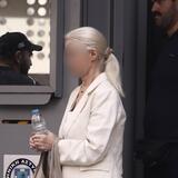 Θάνατος Μαζωνάκη: Κατέρρευσε έξω από τον ανακριτή η γιατρός – Διακόπηκε η απολογία του συζύγου της