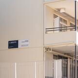 Τα νέα ΔΗΜ.Ω.Σ. ανοίγουν τις πόρτες τους: Ο εκπαιδευτικός Μιχάλης Νάιδος μιλά για τη χρονιά που ξεκινά