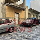 Μπαλκόνι παλαιάς οικοδομής κατέρρευσε τη νύχτα στο κέντρο του Ηρακλείου - Δείτε βίντεο και εικόνες