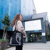 Κολλέγιο Κρήτης MBS & Buckinghamshire New University: Τελευταία περίοδος εγγραφών – Νέες δυνατότητες σπουδών στην Κρήτη