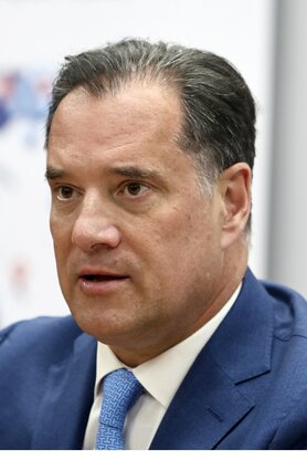 Ο Άδωνις Γεωργιάδης αναλαμβάνει και την ψυχική υγεία