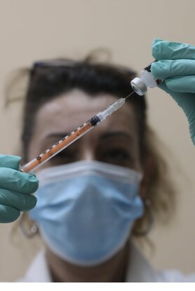 Εμβόλιο στη μάχη για την καταπολέμηση επιθετικού καρκίνου του εγκεφάλου