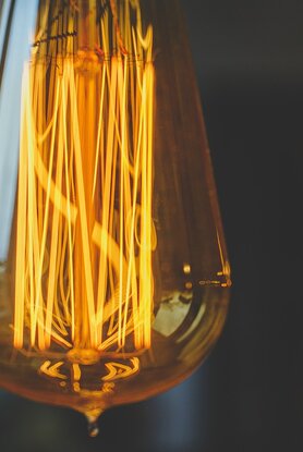 Φωτισμός LED: Πώς επηρεάζει τον ύπνο και την υγεία του εγκεφάλου