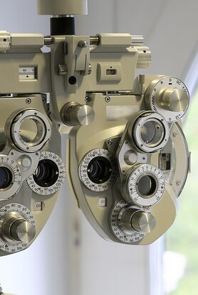 Όραση: Μπορεί μια εξέταση ματιών να «δείξει» πρώιμα σημάδια άνοιας;