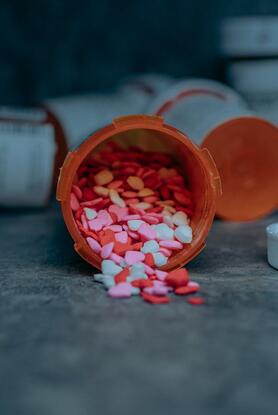 Αυτά τα φάρμακα ΔΕΝ πρέπει να συνδυάζετε με γαλακτοκομικά