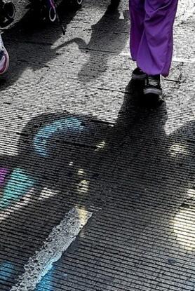 Έρευνα συνδέει την έκθεση της μητέρας σε τοξικές ουσίες και άγχος με εμφάνιση αυτισμού στο παιδί