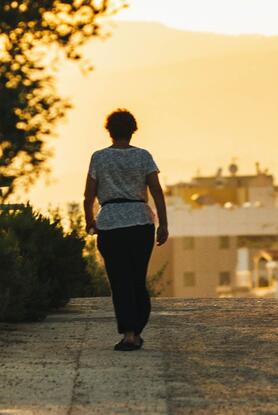 Νέα μελέτη: Αποφεύγοντας αυτούς τους 3 παράγοντες κινδύνου, κερδίζουμε 13 χρόνια χωρίς άνοια